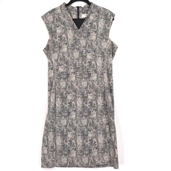 M.M. LAFLEUR NY Aditi Dress Crackle Gray Size 12 Shift‎ V Neck Sleeveless